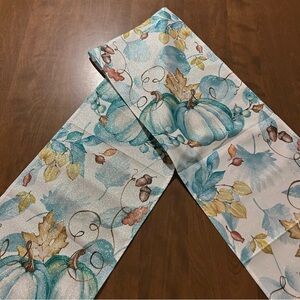 Blue pumpkin table runner NEW